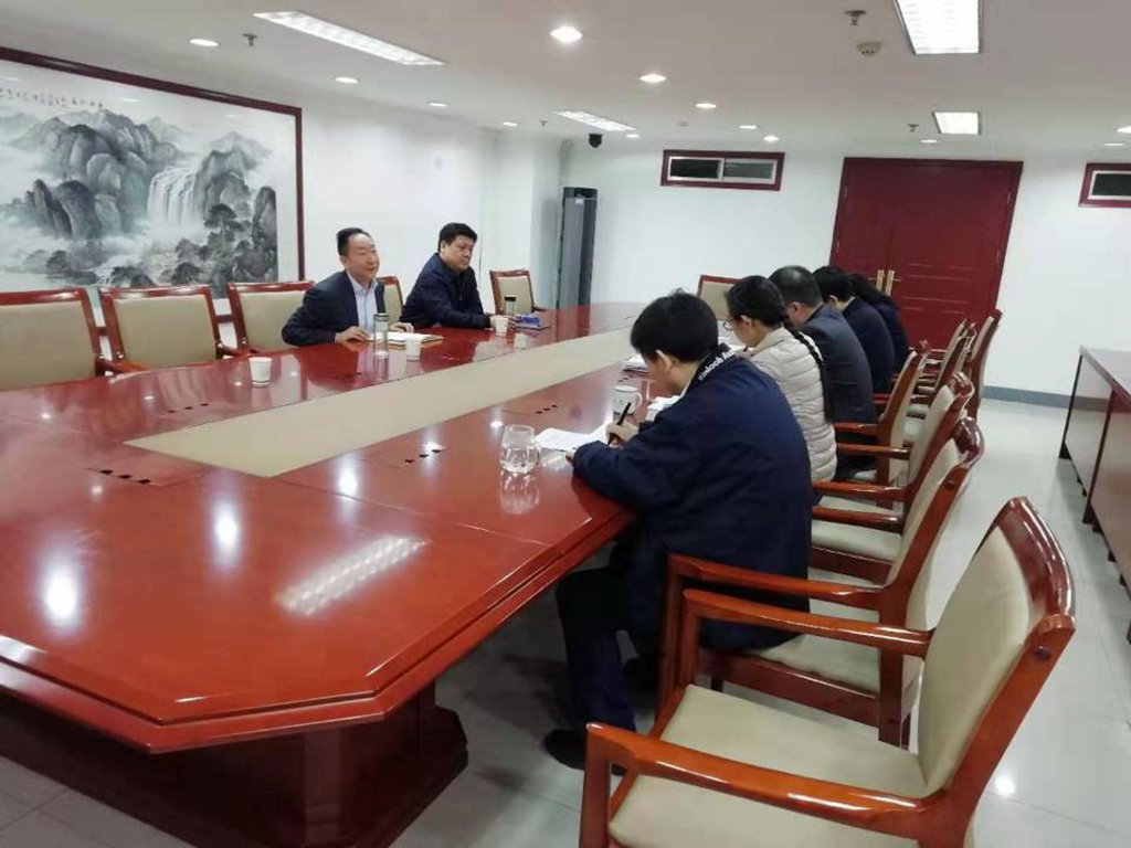 信息中心.jpg